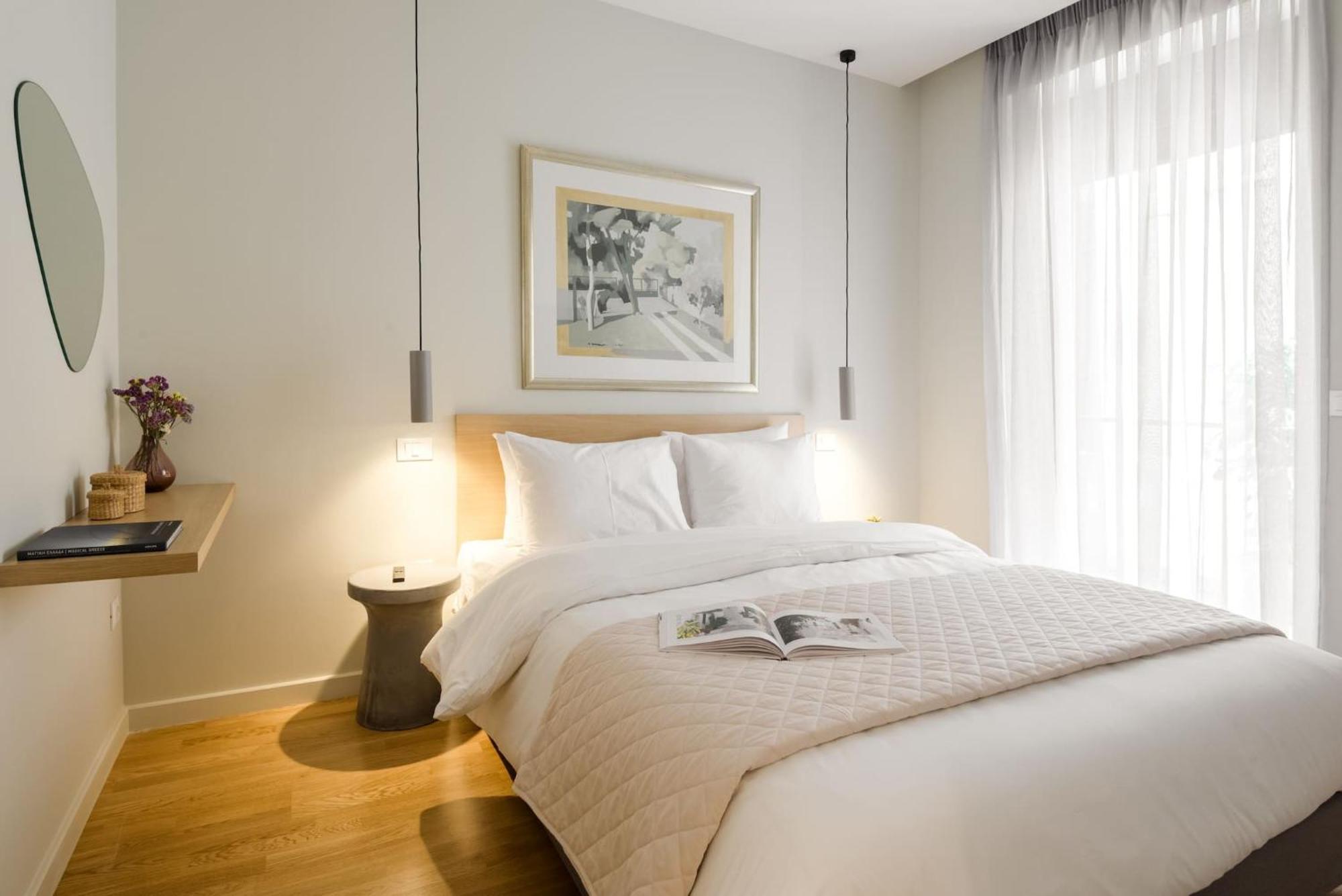 Urban Apt With Stunning Acropolis View & Roofdeck Athen Eksteriør bilde