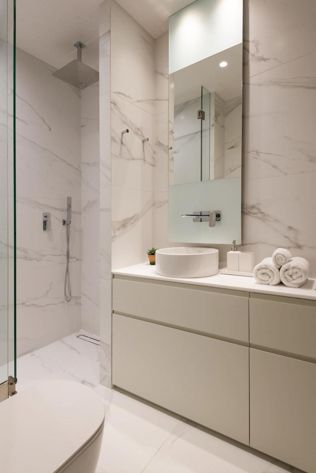 Urban Apt With Stunning Acropolis View & Roofdeck Athen Eksteriør bilde